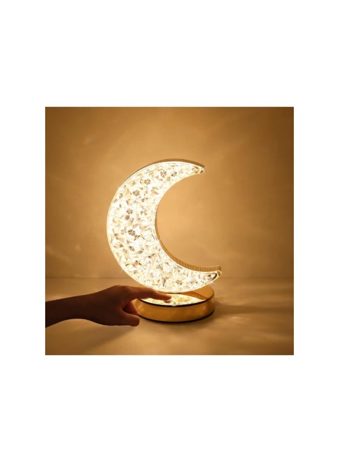 أكاليكس مصباح طاولة رمضاني، مصباح يعمل باللمس قابل للتعتيم تدريجيًا بثلاثة ألوان، ضوء ليلي قابل لإعادة الشحن، مصباح طاولة على شكل هلال كريستالي لتزيين طاولة غرفة النوم أو غرفة المعيشة (القمر) - Image 1